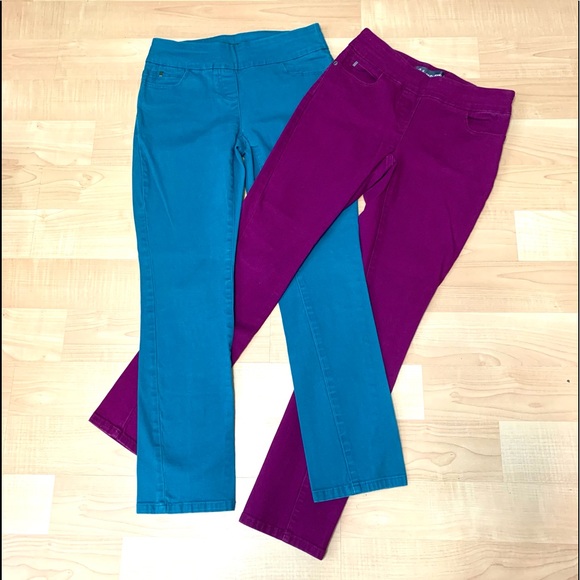 2/$20 Reitmans Form Fitting Midrise Stretchy Jean Set - Picture 1 of 9